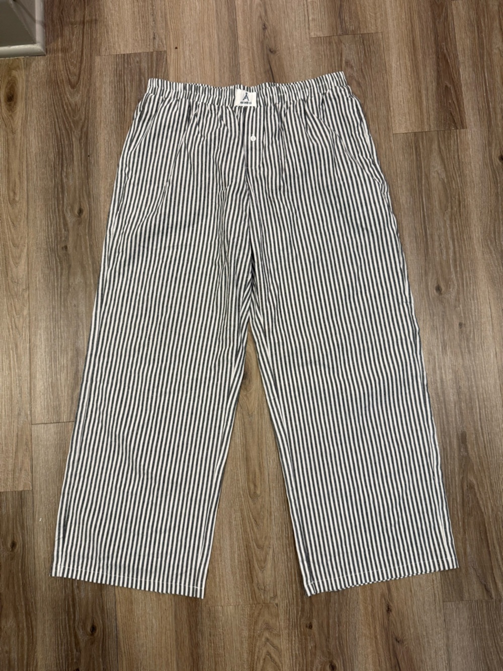 Striped Elastic Waist Wide-Leg Pants - Black & White